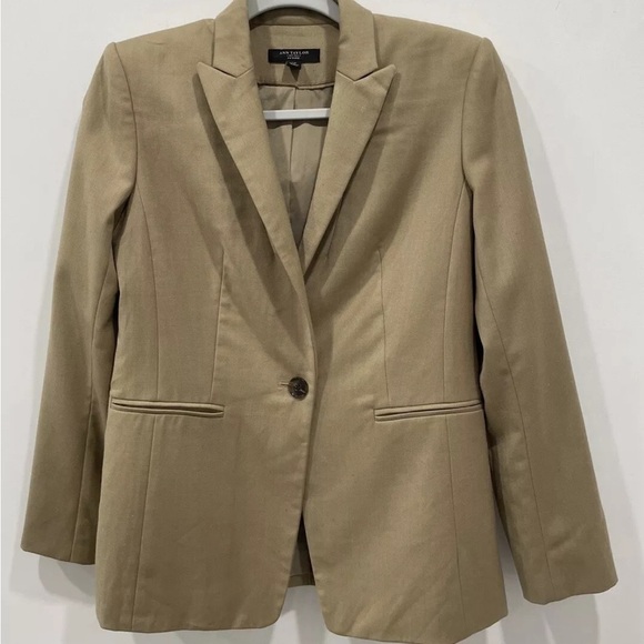 Ann Taylor Blazer Size 2P Tan Color Front Pockets Wool Blend One Button Closure - Picture 6 of 7